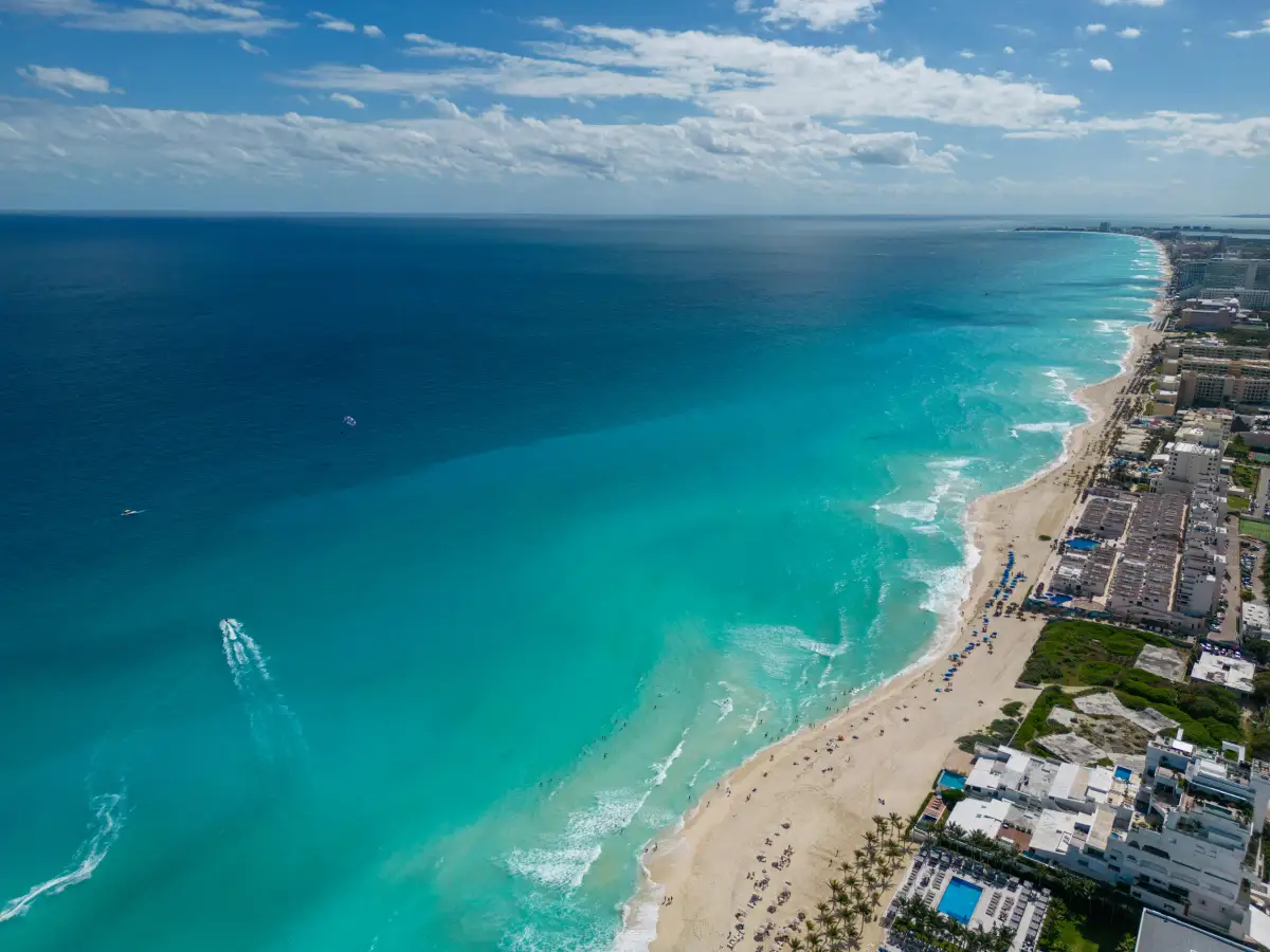 eSIM vs SIM local en Chile — Riviera Maya